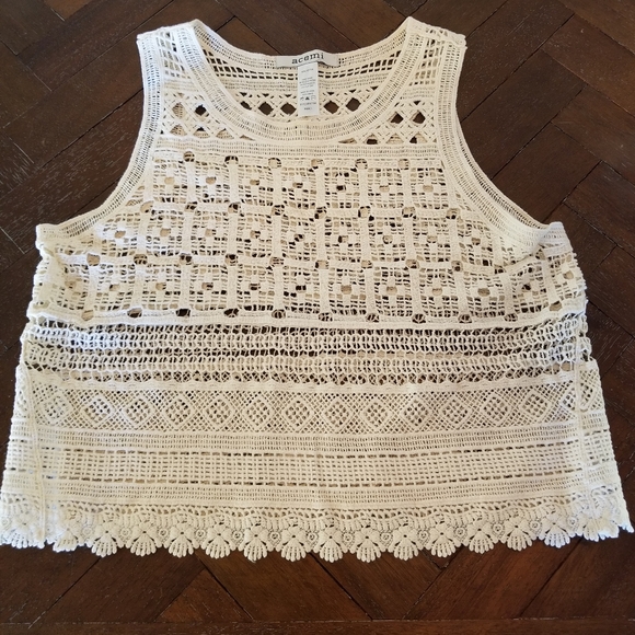 4 for $20 ~ Shirt (Cream) - Picture 2 of 2